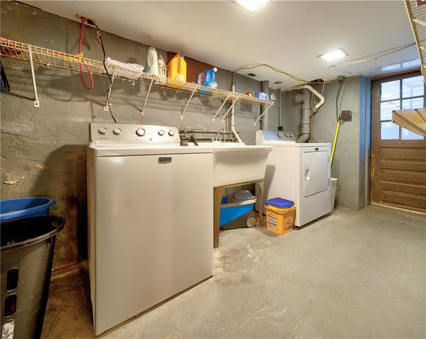 321 East Market Street, Bethlehem City, PA 18018