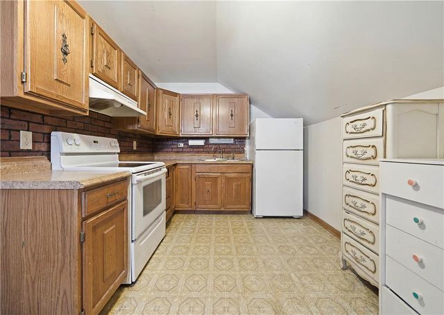 321 East Market Street, Bethlehem City, PA 18018