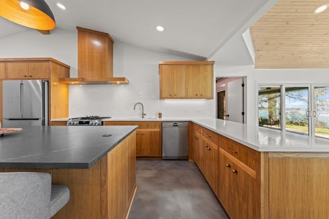 503 Arrowhead Point RD, Belton, TX 76513