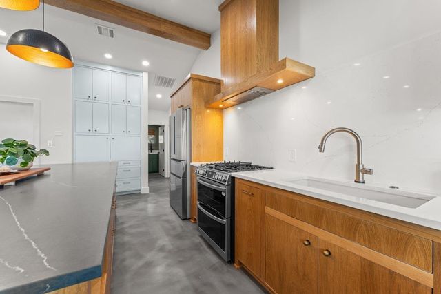 503 Arrowhead Point RD, Belton, TX 76513