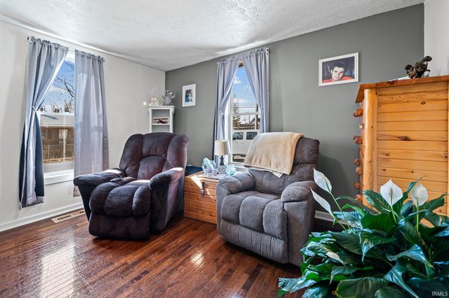 1300 Myrtle Avenue, Frankfort, IN 46041