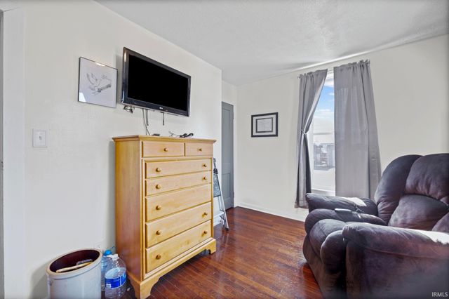 1300 Myrtle Avenue, Frankfort, IN 46041