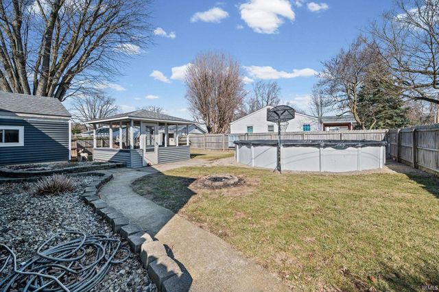 1300 Myrtle Avenue, Frankfort, IN 46041