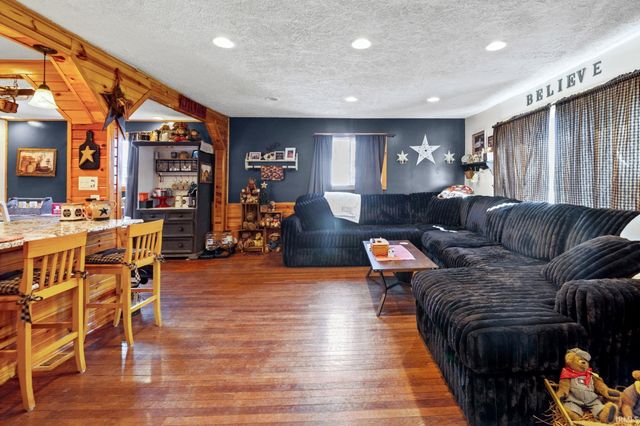 1300 Myrtle Avenue, Frankfort, IN 46041