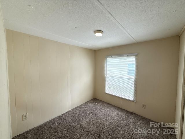 300 Huffstetler Road, Gastonia, NC 28056