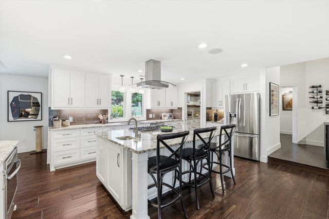 8001 Tudor Lane, Argyle, TX 76226