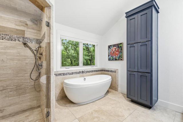 8001 Tudor Lane, Argyle, TX 76226