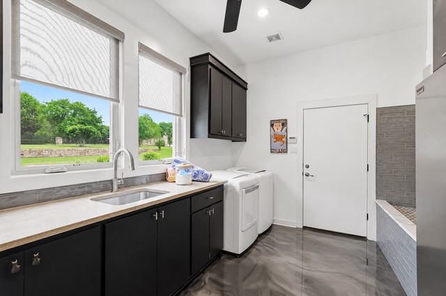 8001 Tudor Lane, Argyle, TX 76226