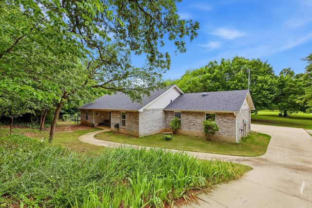 8001 Tudor Lane, Argyle, TX 76226