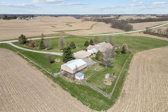 6805 256th Street N, Port Byron, IL 61275