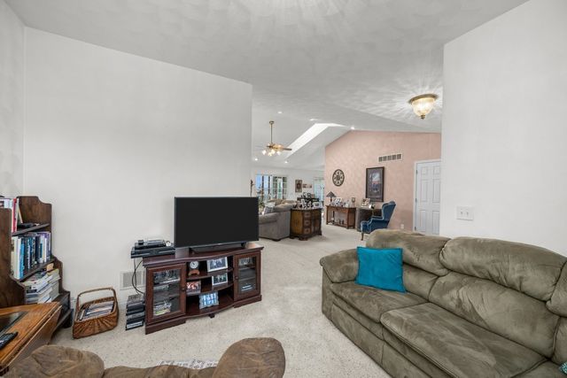 6805 256th Street N, Port Byron, IL 61275