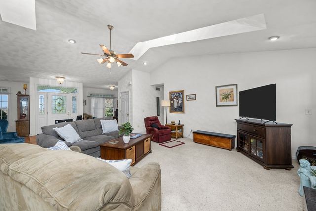6805 256th Street N, Port Byron, IL 61275