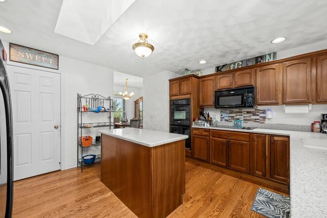 6805 256th Street N, Port Byron, IL 61275