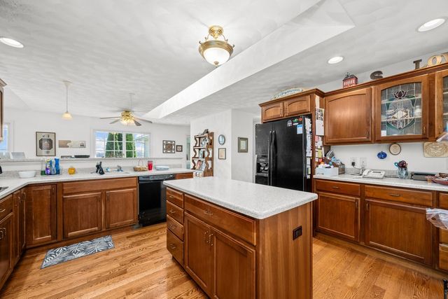 6805 256th Street N, Port Byron, IL 61275