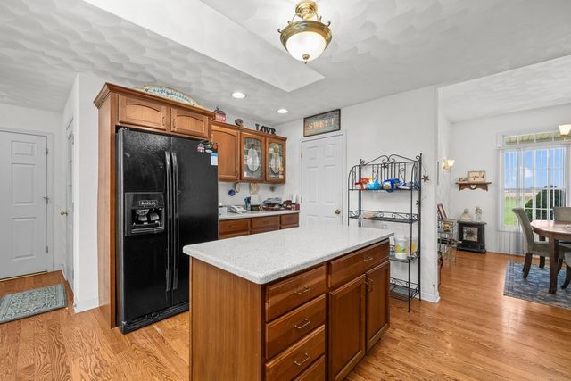 6805 256th Street N, Port Byron, IL 61275