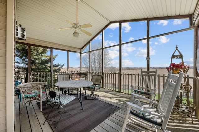 6805 256th Street N, Port Byron, IL 61275