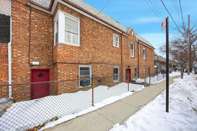 9502 Avenue B, Brooklyn, NY 11236