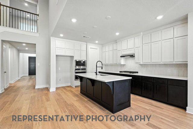 8905 Turaco TRL, Austin, TX 78744