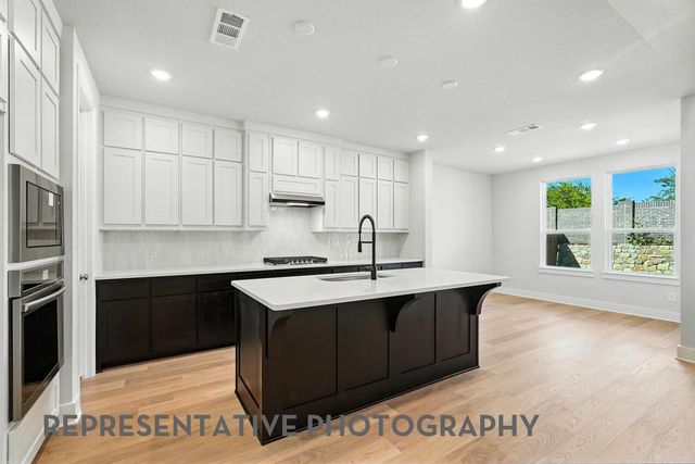 8905 Turaco TRL, Austin, TX 78744