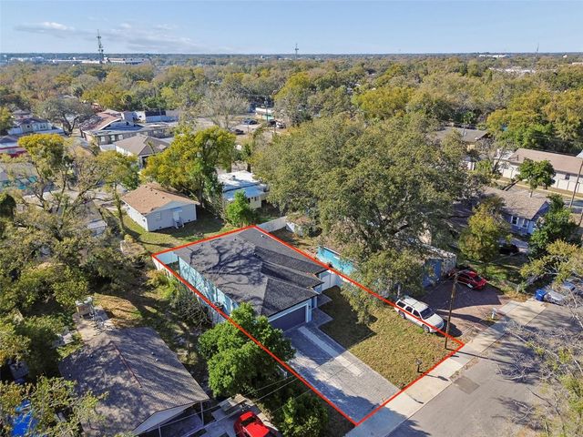 8118 N BROOKS STREET, Tampa, FL 33604