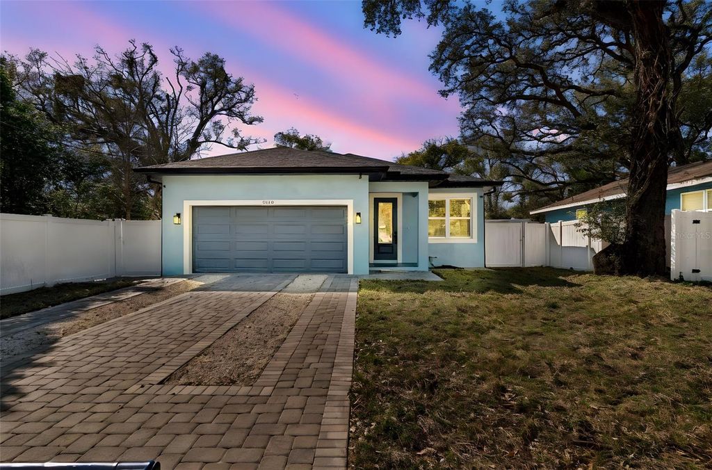 8118 N BROOKS STREET, Tampa, FL 33604