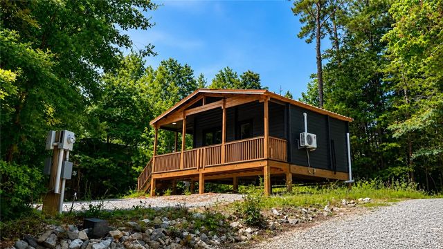 404 & 406 Kinston Loop Drive, Westminster, SC 29693