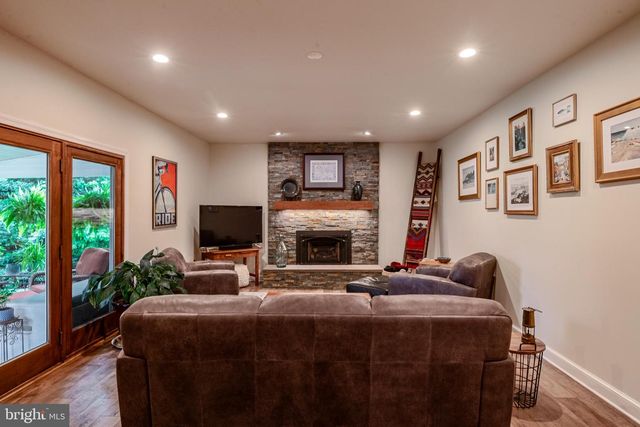 198 GENESIS DR, Blandon, PA 19510