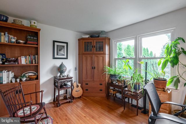 198 GENESIS DR, Blandon, PA 19510