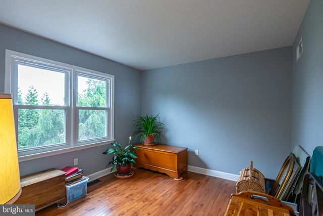 198 GENESIS DR, Blandon, PA 19510