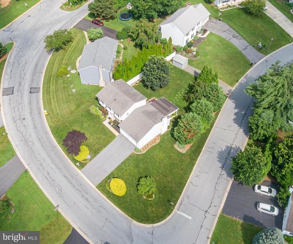 198 GENESIS DR, Blandon, PA 19510
