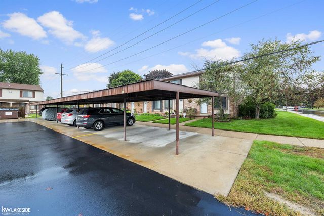 16880 Kingsbrooke Drive, Clinton Twp, MI 48038