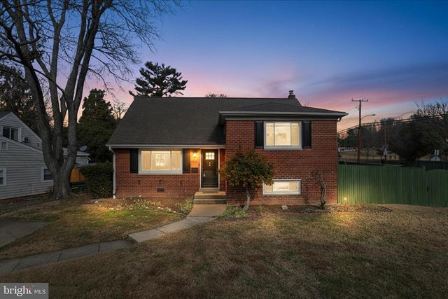 5201 RICHENBACHER AVE, Alexandria, VA 22304