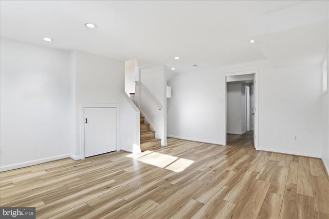 5201 RICHENBACHER AVE, Alexandria, VA 22304