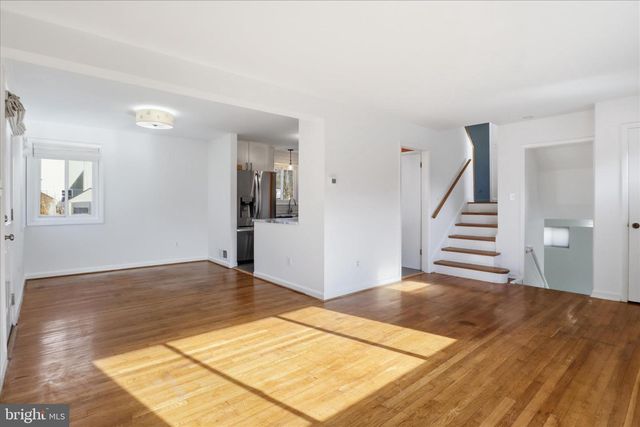 5201 RICHENBACHER AVE, Alexandria, VA 22304