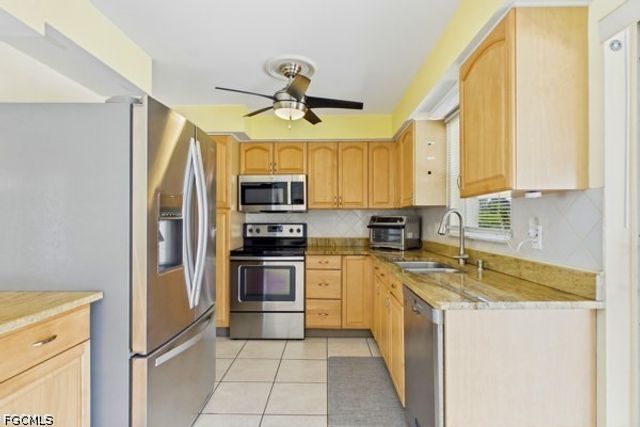 3419 SE 4th PL, Cape Coral, FL 33904