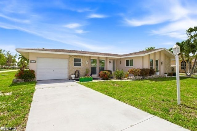 3419 SE 4th PL, Cape Coral, FL 33904