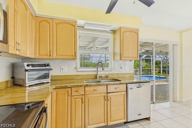 3419 SE 4th PL, Cape Coral, FL 33904