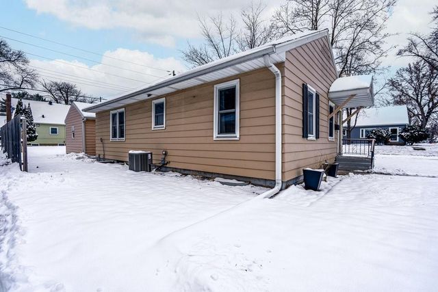 1508 Margaret Street, Eau Claire, WI 54701