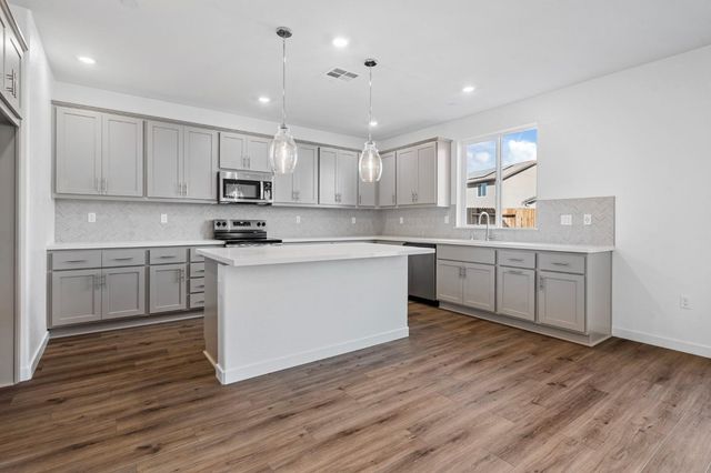 3477 Hoopwood Dr, Manteca, CA 95337