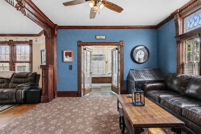414 E Clark Street, Crown Point, IN 46307