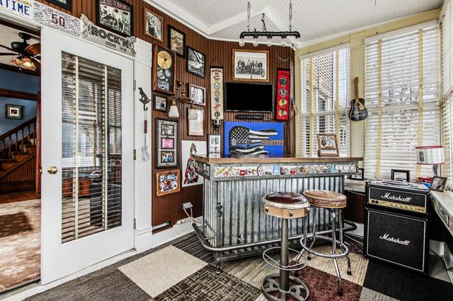 414 E Clark Street, Crown Point, IN 46307