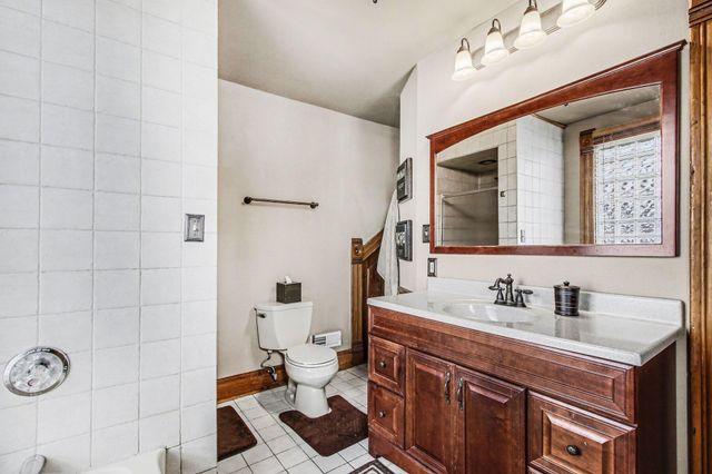 414 E Clark Street, Crown Point, IN 46307