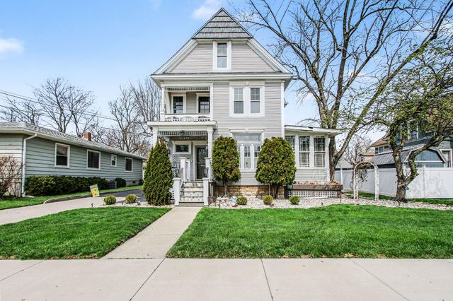 414 E Clark Street, Crown Point, IN 46307
