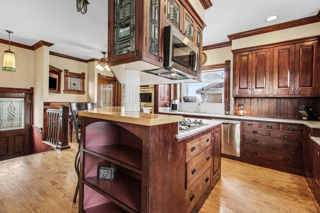 414 E Clark Street, Crown Point, IN 46307