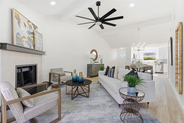 2409 Aquaduct Drive, Bedford, TX 76022