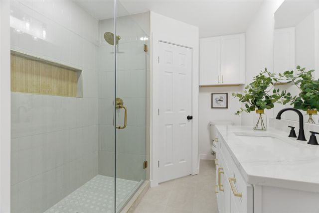 2409 Aquaduct Drive, Bedford, TX 76022