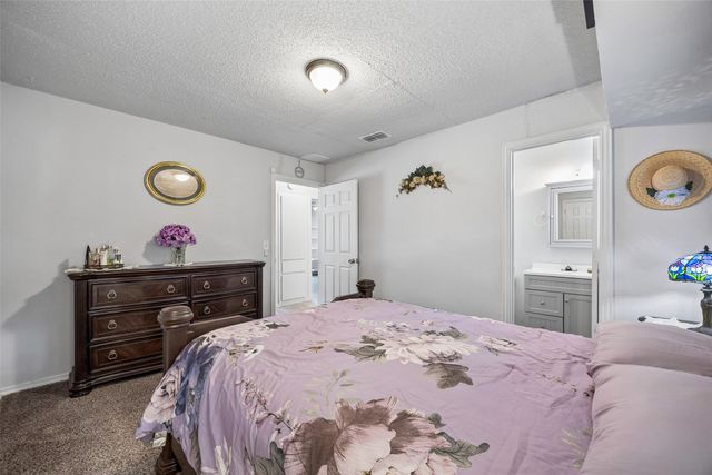 3101 Forestdale Lane, Balch Springs, TX 75180