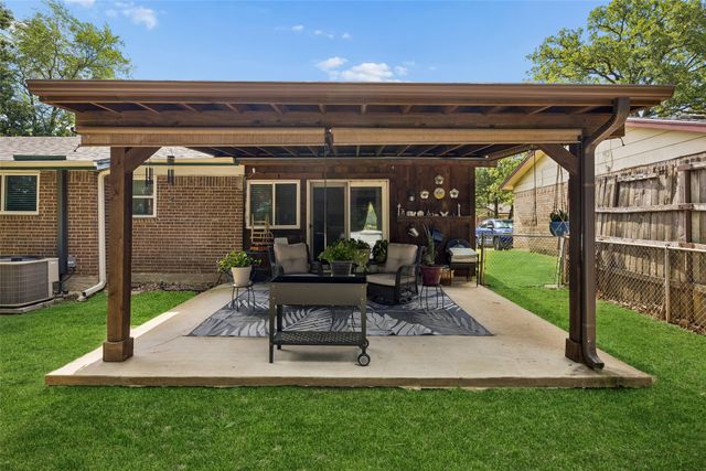 3101 Forestdale Lane, Balch Springs, TX 75180
