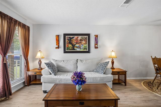 3101 Forestdale Lane, Balch Springs, TX 75180