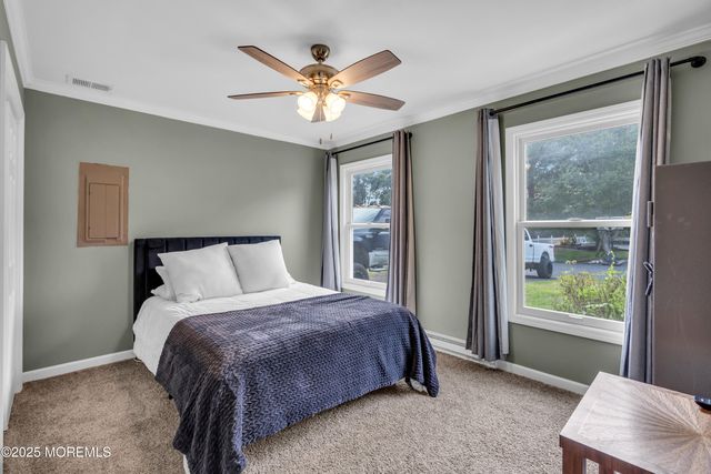 20 Colonial Drive, Little Egg Harbor, NJ 08087